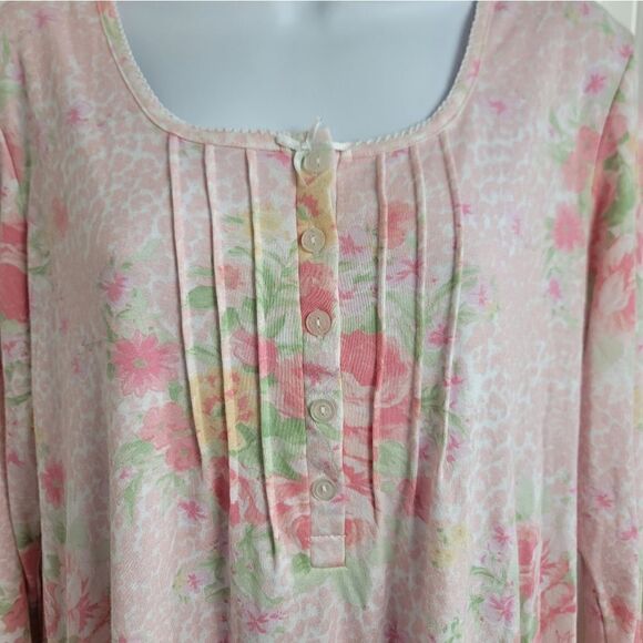 MISS ELAINE Floral Nightgown - Picture 2 of 10
